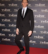 2013-10-23-Thor-The-Dark-World-Paris-Premiere-140.jpg