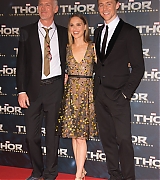 2013-10-23-Thor-The-Dark-World-Paris-Premiere-154.jpg