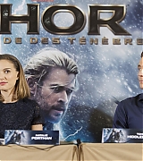 2013-10-24-Thor-The-Dark-World-Paris-Press-Conference-004.jpg