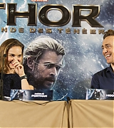 2013-10-24-Thor-The-Dark-World-Paris-Press-Conference-005.jpg