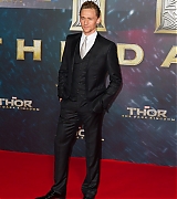 2013-10-27-Thor-The-Dark-World-Germany-Premiere-147.jpg