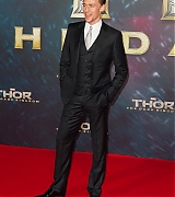 2013-10-27-Thor-The-Dark-World-Germany-Premiere-150.jpg