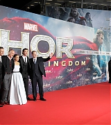 2013-10-27-Thor-The-Dark-World-Germany-Premiere-316.jpg