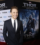 2013-11-04-Thor-The-Dark-World-Los-Angeles-Premiere-007.jpg