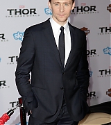 2013-11-04-Thor-The-Dark-World-Los-Angeles-Premiere-059.jpg