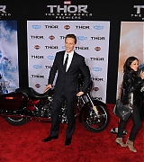 2013-11-04-Thor-The-Dark-World-Los-Angeles-Premiere-116.jpg