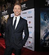 2013-11-04-Thor-The-Dark-World-Los-Angeles-Premiere-165.jpg