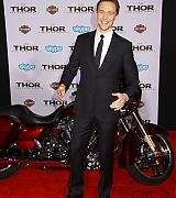 2013-11-04-Thor-The-Dark-World-Los-Angeles-Premiere-200.jpg