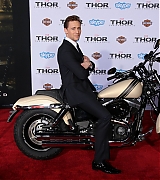 2013-11-04-Thor-The-Dark-World-Los-Angeles-Premiere-207.jpg