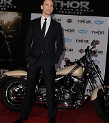 2013-11-04-Thor-The-Dark-World-Los-Angeles-Premiere-283.jpg