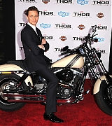 2013-11-04-Thor-The-Dark-World-Los-Angeles-Premiere-448.jpg