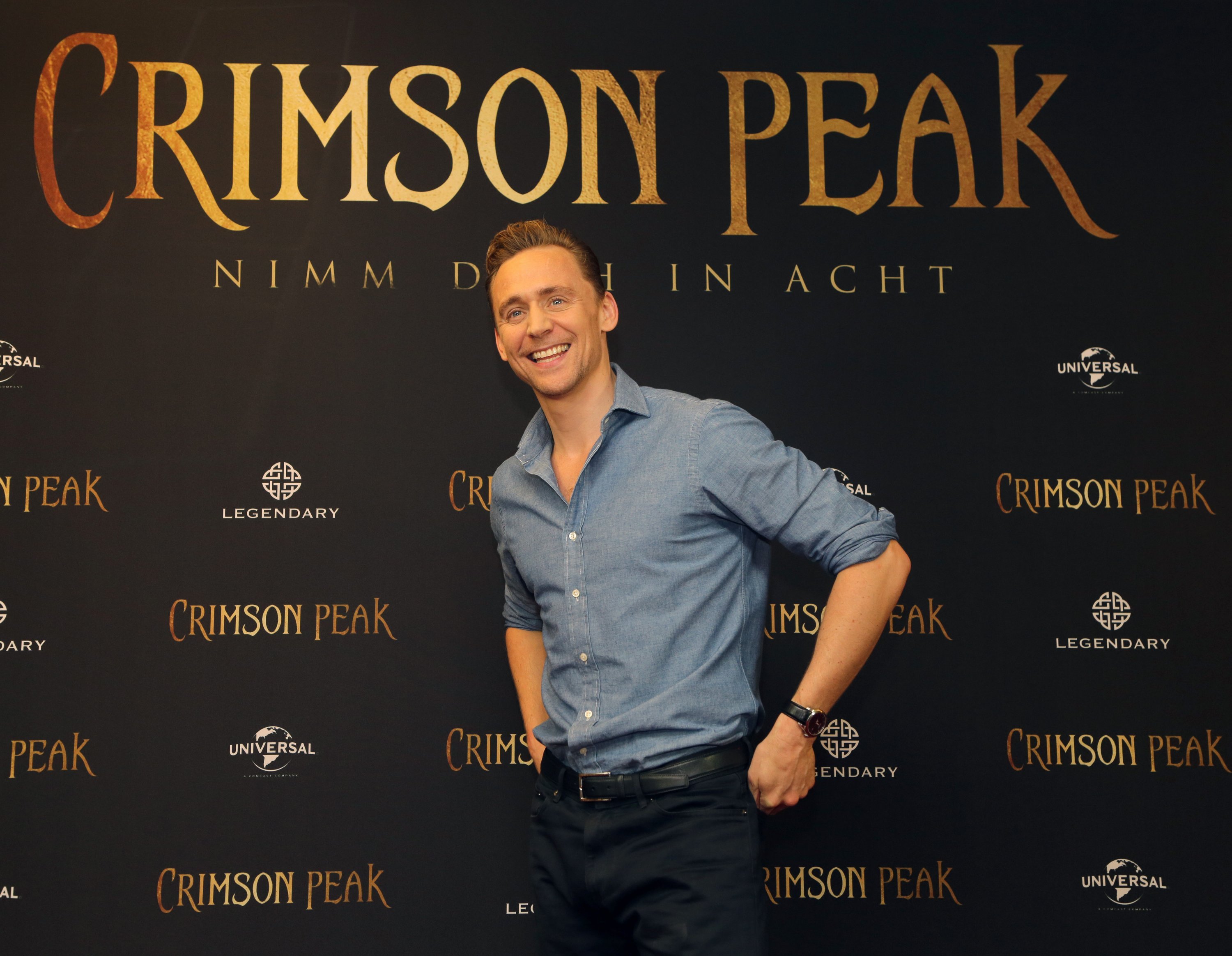 2015-09-30-Crimson-Peak-Berlin-Photocall-173.jpg