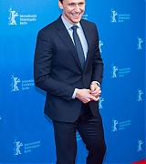 2016-02-18-66th-Berlinale-International-Film-Festival-The-Night-Manager-Premiere-094.jpg