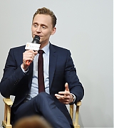 2016-03-28-BAFTA-New-York-Hosts-a-Conversation-with-Tom-Hiddleston-010.jpg