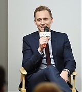 2016-03-28-BAFTA-New-York-Hosts-a-Conversation-with-Tom-Hiddleston-020.jpg