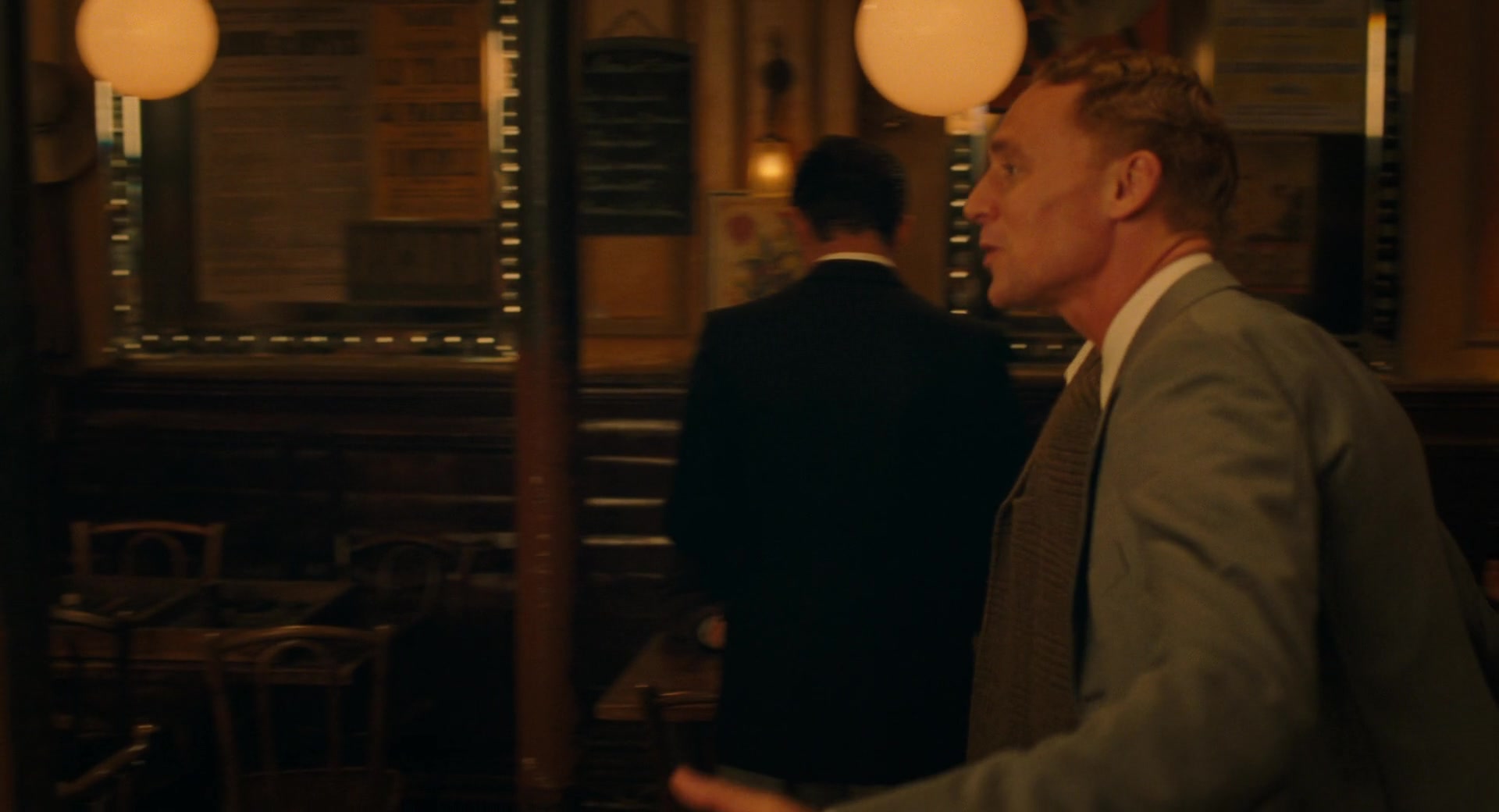 Midnight-In-Paris-100.jpg Midnight-In-Paris-100.jpg