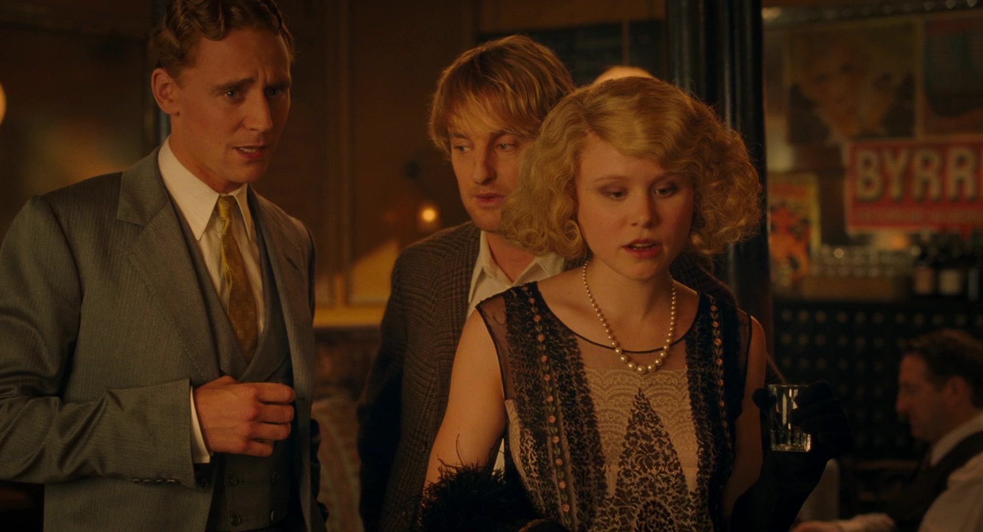 Midnight-In-Paris-123.jpg Midnight-In-Paris-123.jpg