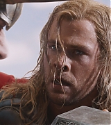 Thor-The-Dark-World-Extras-A-Brothers-Journey-053.jpg