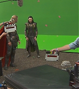 Thor-The-Dark-World-Extras-A-Brothers-Journey-216.jpg
