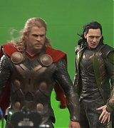 Thor-The-Dark-World-Extras-A-Brothers-Journey-223.jpg