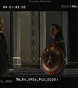Thor-The-Dark-World-Extras-Captain-America-Outfit-058.jpg
