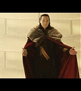 Thor-The-Dark-World-Extras-Loki-as-King-004.jpg