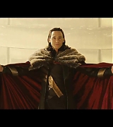 Thor-The-Dark-World-Extras-Loki-as-King-008.jpg