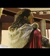 Thor-The-Dark-World-Extras-Loki-as-King-029.jpg