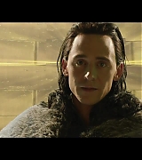 Thor-The-Dark-World-Extras-Loki-as-King-046.jpg