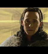 Thor-The-Dark-World-Extras-Loki-as-King-047.jpg