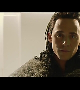 Thor-The-Dark-World-Extras-Loki-as-King-053.jpg
