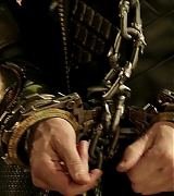 Thor-The-Dark-World-Extras-Deleted-Scenes-Loki-in-Cuffs-002.jpg