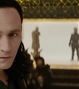 Thor-The-Dark-World-Extras-Deleted-Scenes-Loki-in-Cuffs-013.jpg