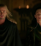 Thor-The-Dark-World-Extras-Deleted-Scenes-Loki-in-Cuffs-017.jpg