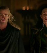Thor-The-Dark-World-Extras-Deleted-Scenes-Loki-in-Cuffs-018.jpg