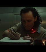 Loki-1x01-0212.jpg
