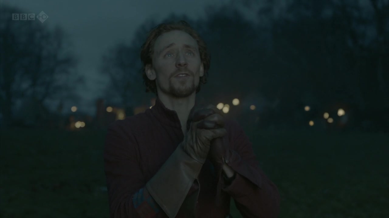The-Hollow-Crown-Henry-V-1191.jpg The-Hollow-Crown-Henry-V-1191.jpg