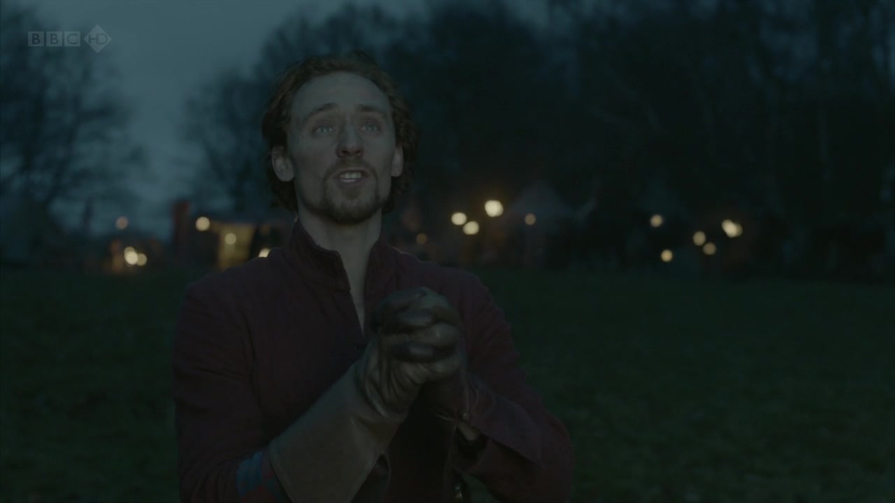 The-Hollow-Crown-Henry-V-1207.jpg The-Hollow-Crown-Henry-V-1207.jpg