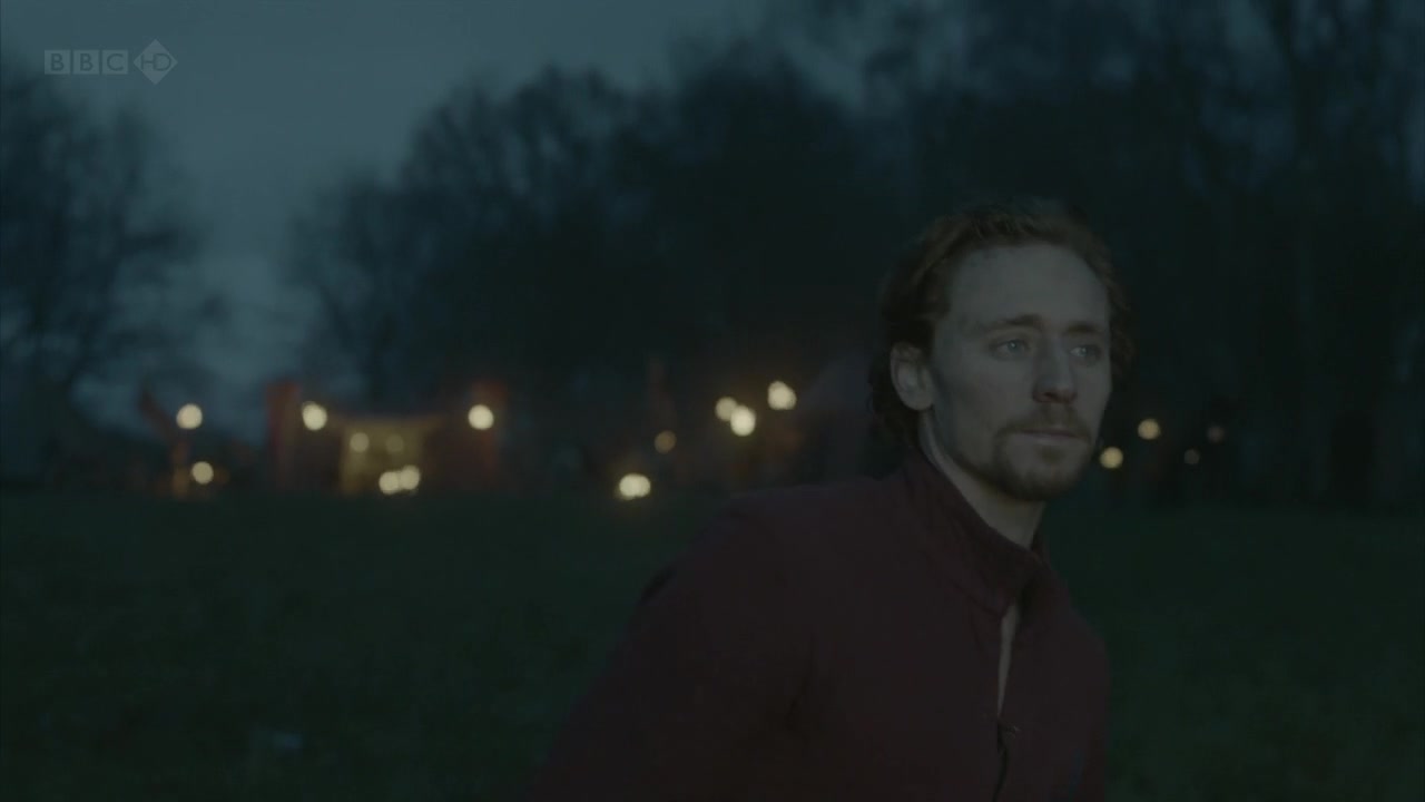 The-Hollow-Crown-Henry-V-1245.jpg The-Hollow-Crown-Henry-V-1245.jpg