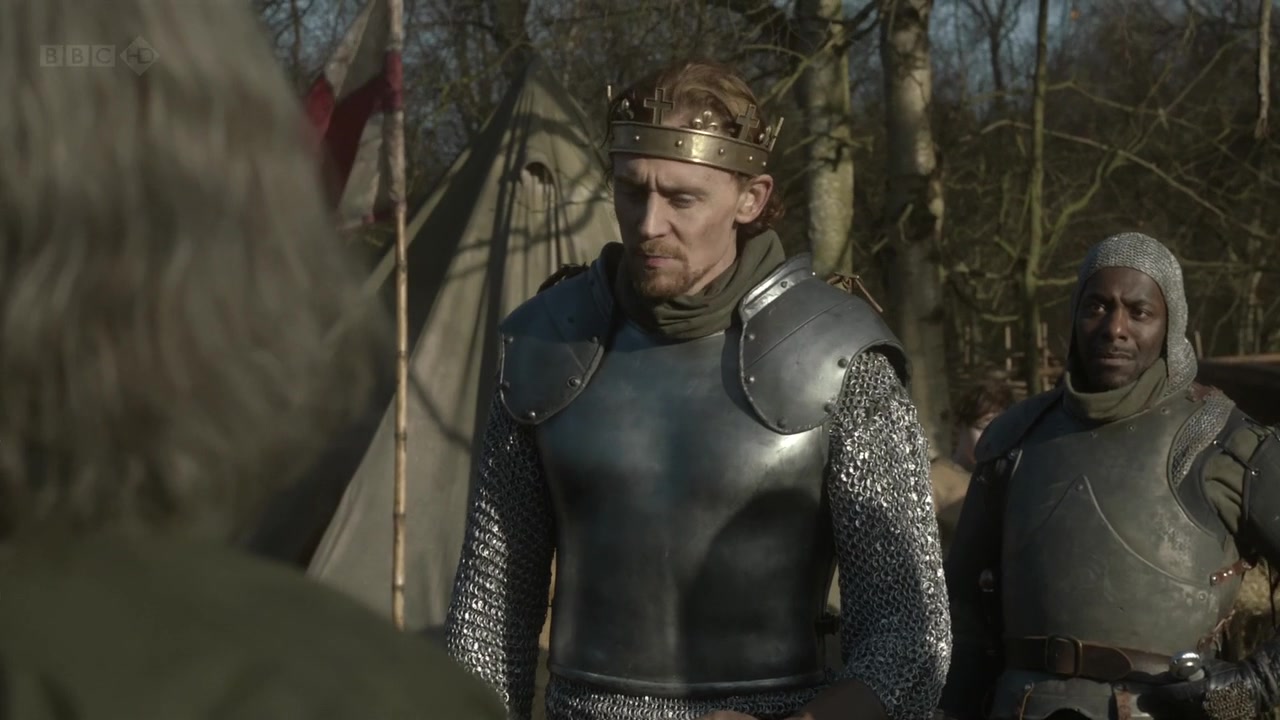 The-Hollow-Crown-Henry-V-1334.jpg The-Hollow-Crown-Henry-V-1334.jpg