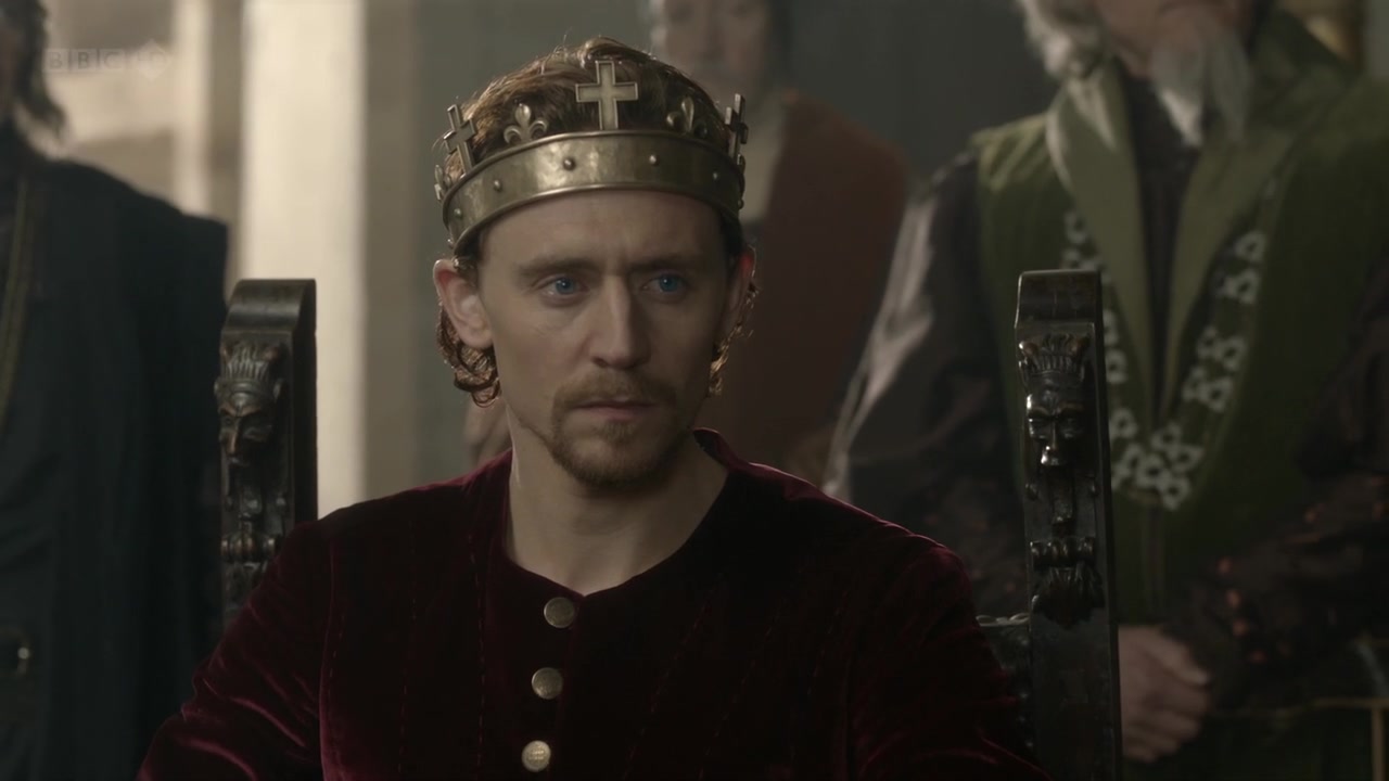 The-Hollow-Crown-Henry-V-2164.jpg The-Hollow-Crown-Henry-V-2164.jpg