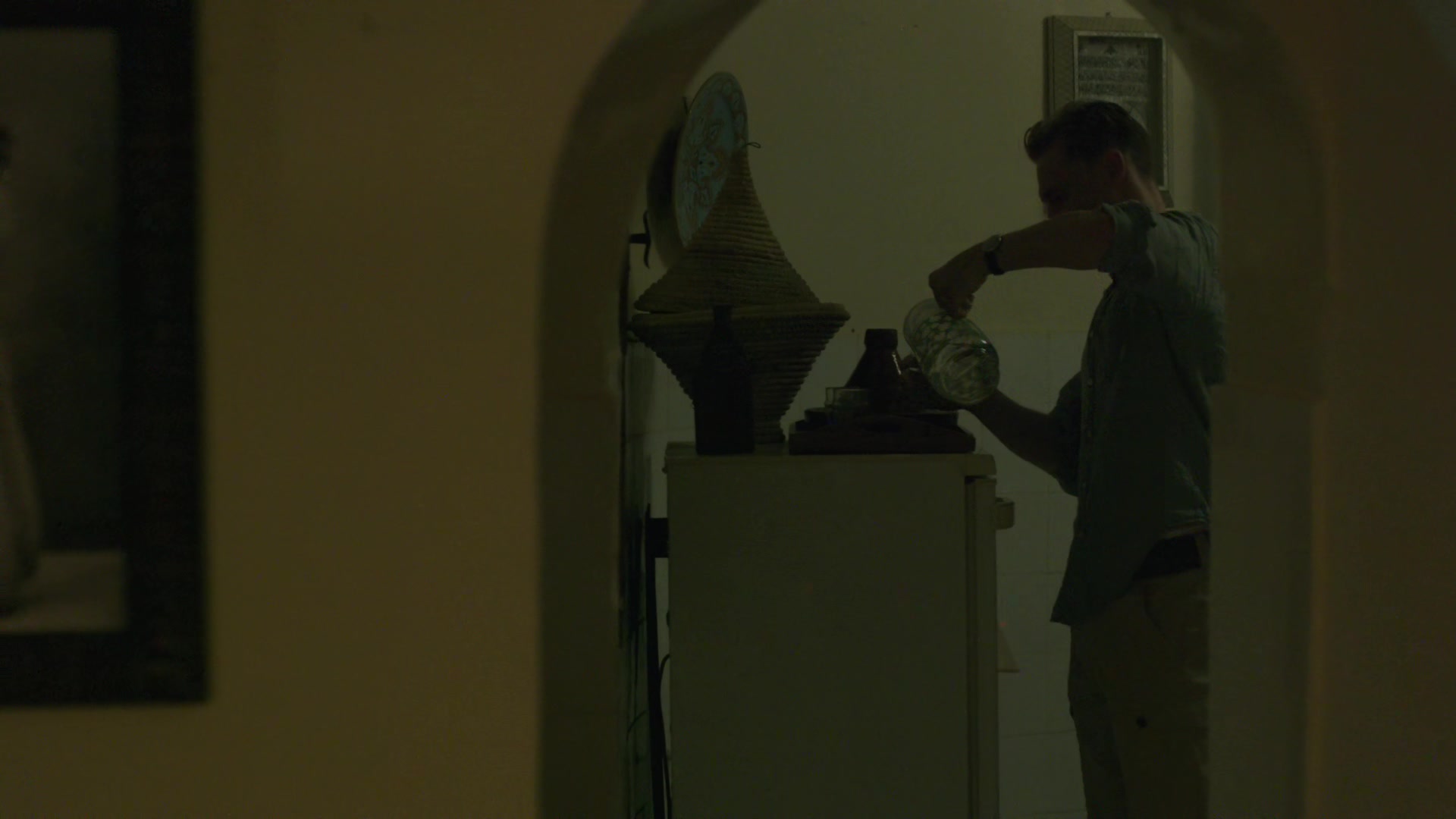 The-Night-Manager-1x01-0845.jpg The-Night-Manager-1x01-0845.jpg