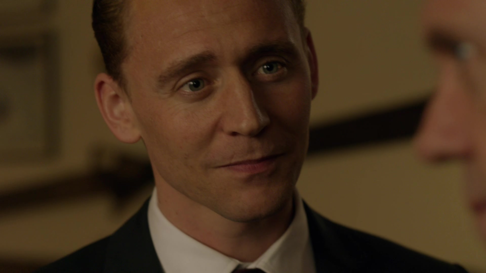 The-Night-Manager-1x01-1393.jpg The-Night-Manager-1x01-1393.jpg
