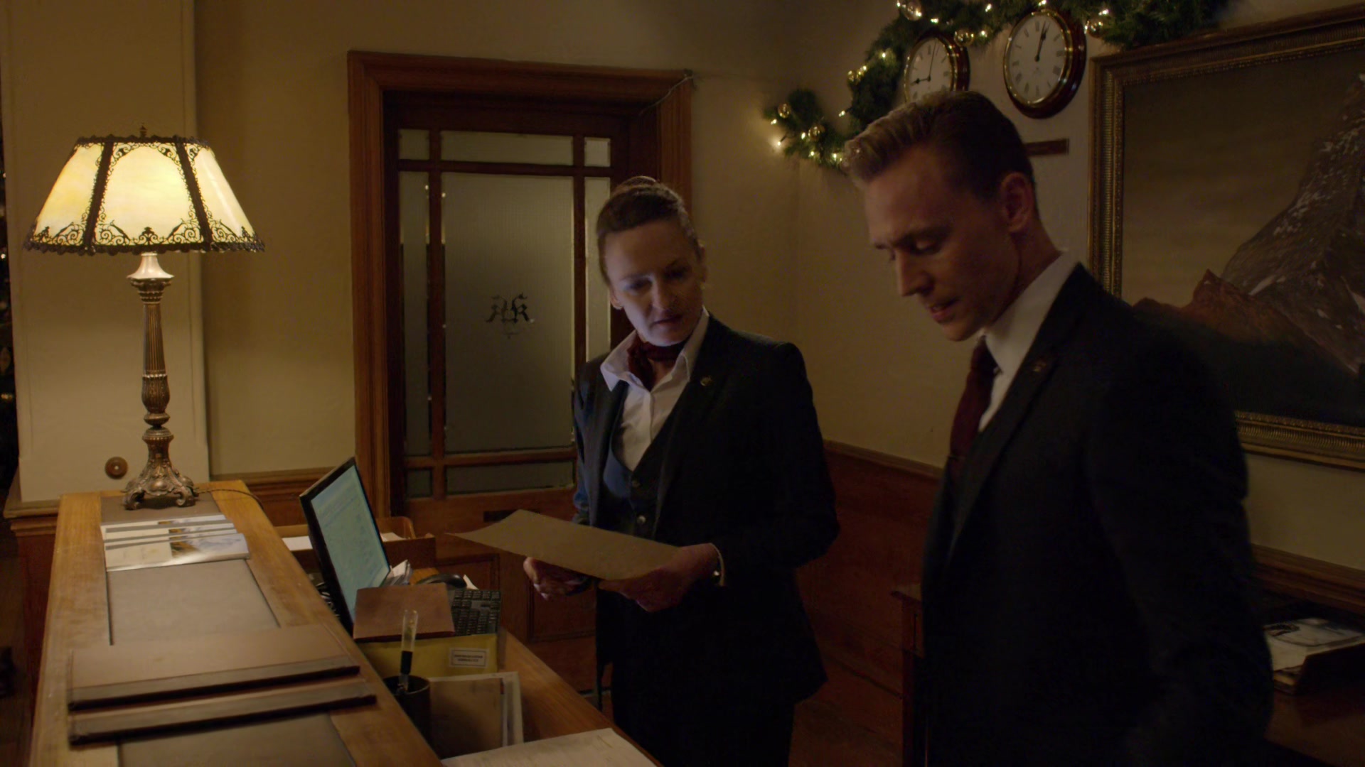 The-Night-Manager-1x01-1559.jpg The-Night-Manager-1x01-1559.jpg