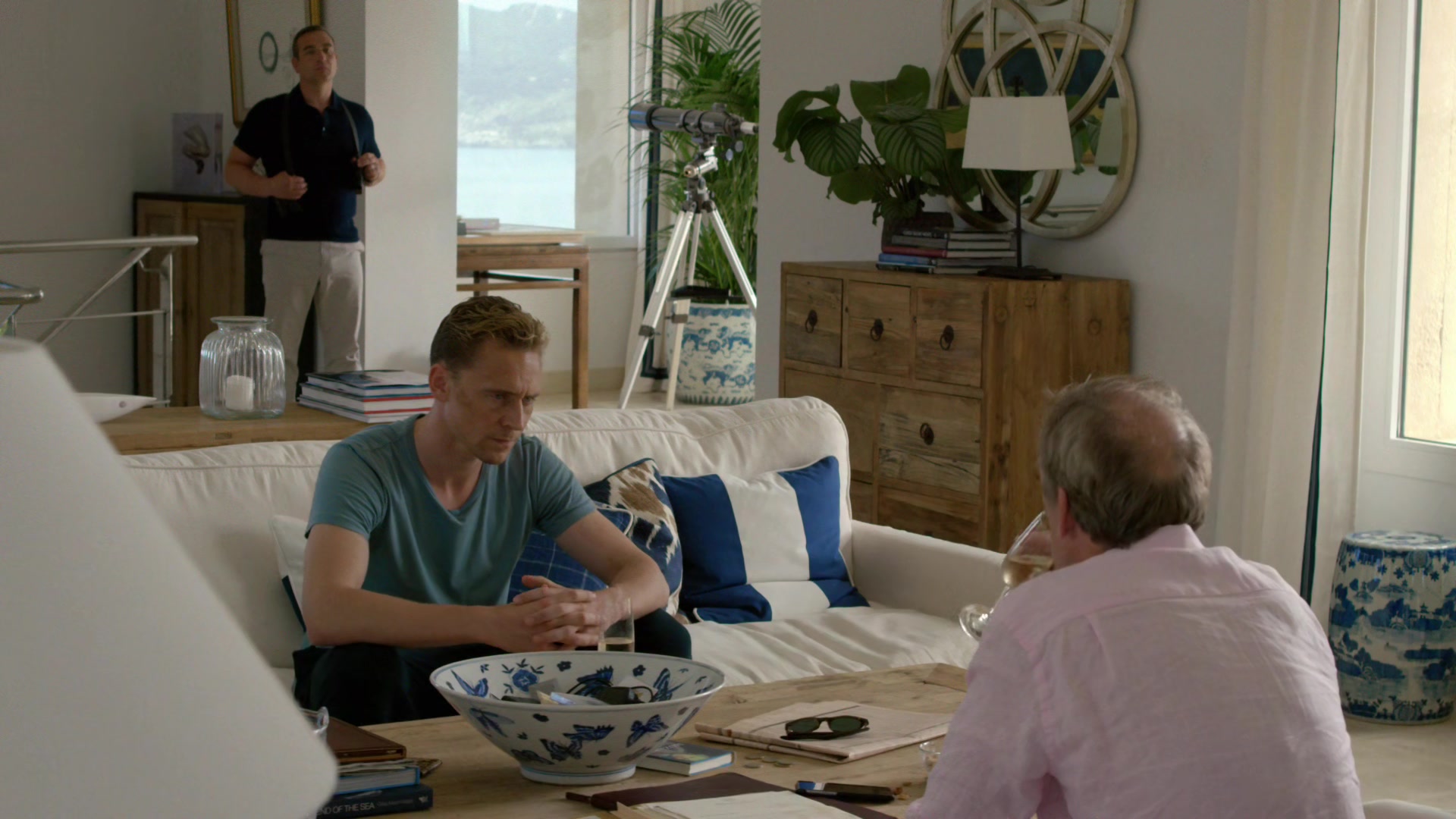 The-Night-Manager-1x03-0200.jpg The-Night-Manager-1x03-0200.jpg