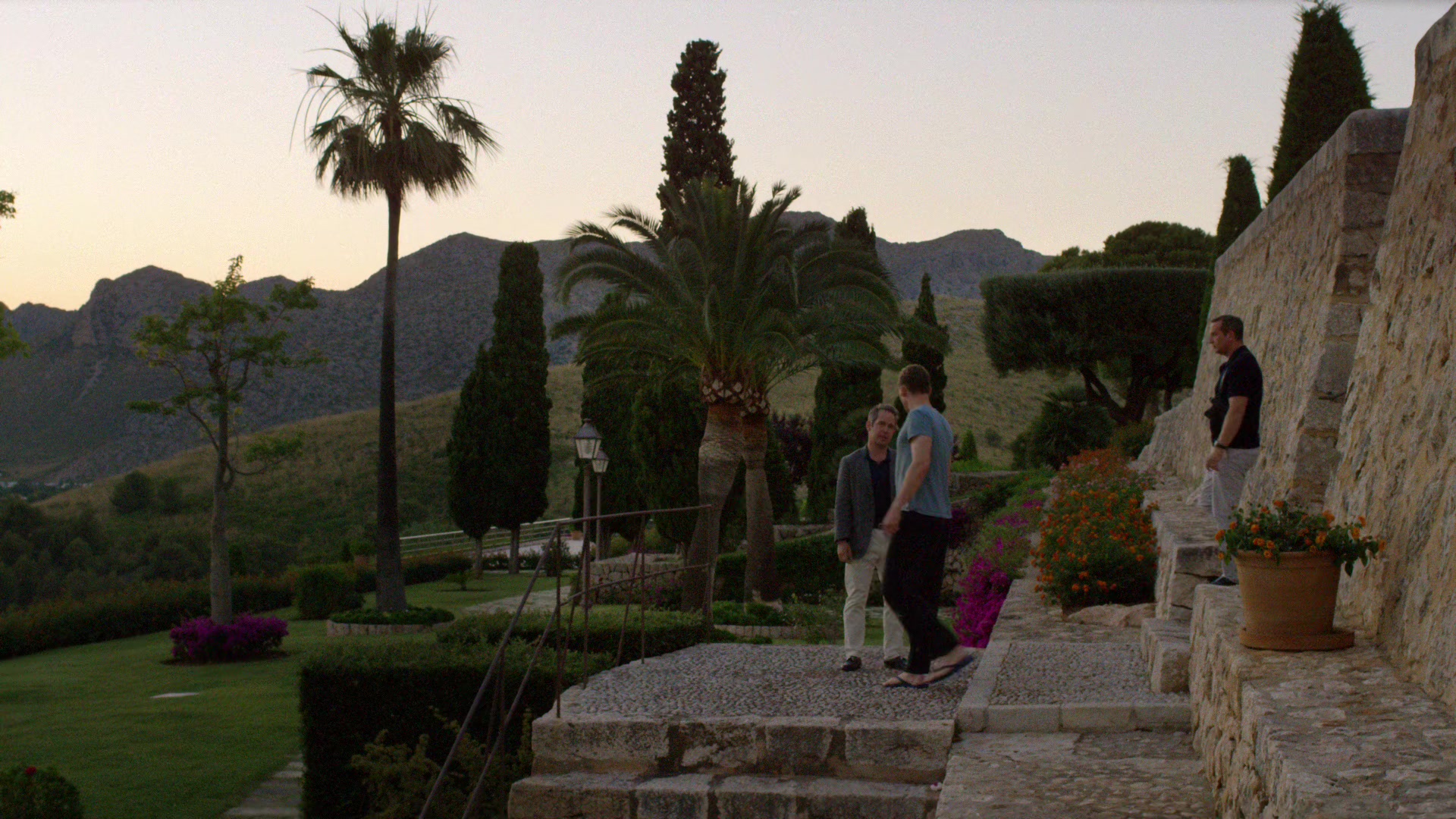 The-Night-Manager-1x03-0297.jpg The-Night-Manager-1x03-0297.jpg