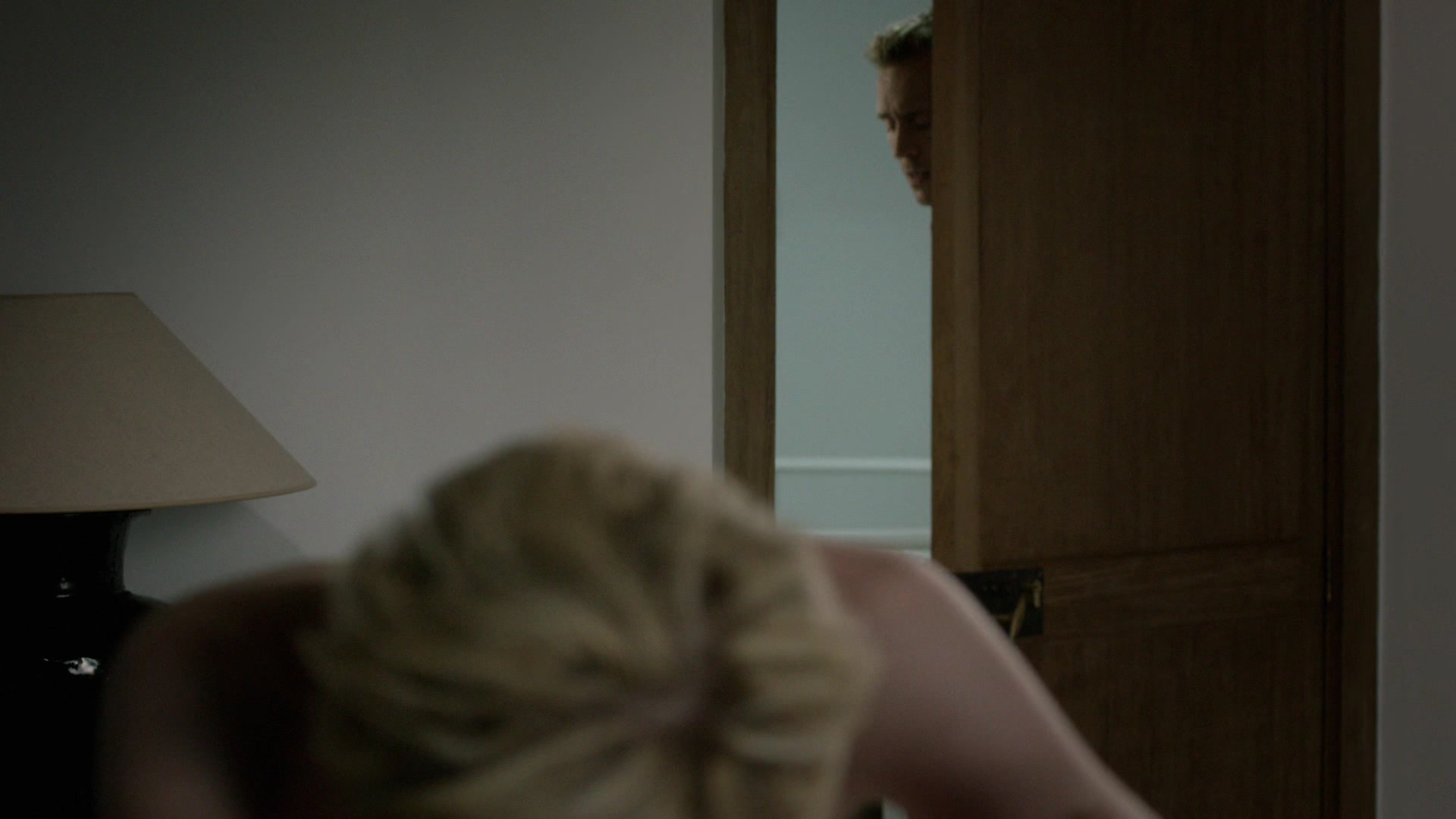 The-Night-Manager-1x03-0676.jpg