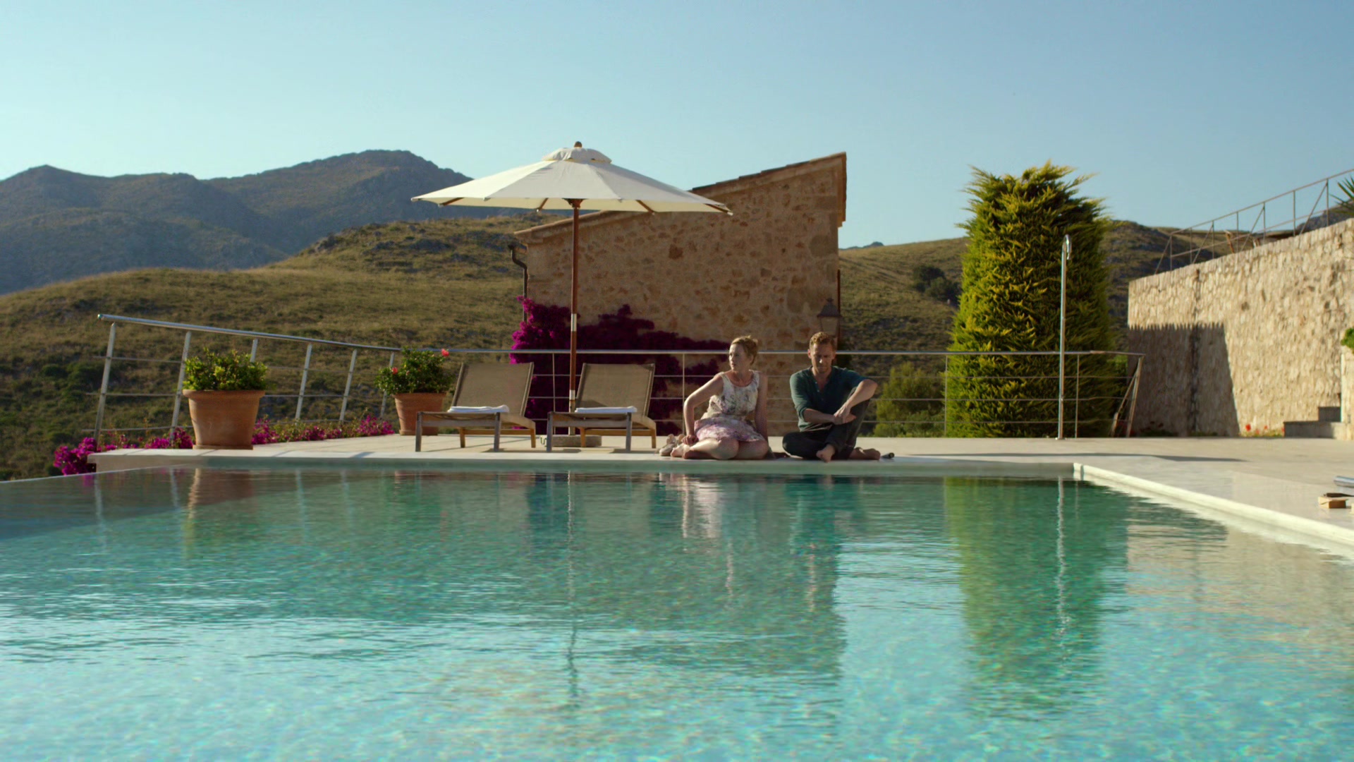 The-Night-Manager-1x03-0925.jpg The-Night-Manager-1x03-0925.jpg