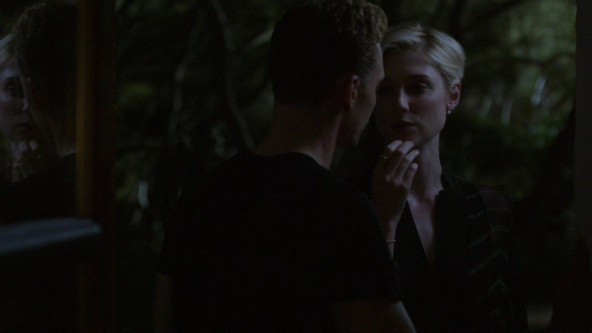 The-Night-Manager-1x04-0266.jpg The-Night-Manager-1x04-0266.jpg