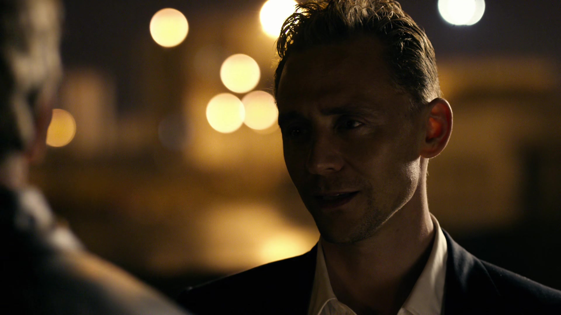 The-Night-Manager-1x04-0936.jpg